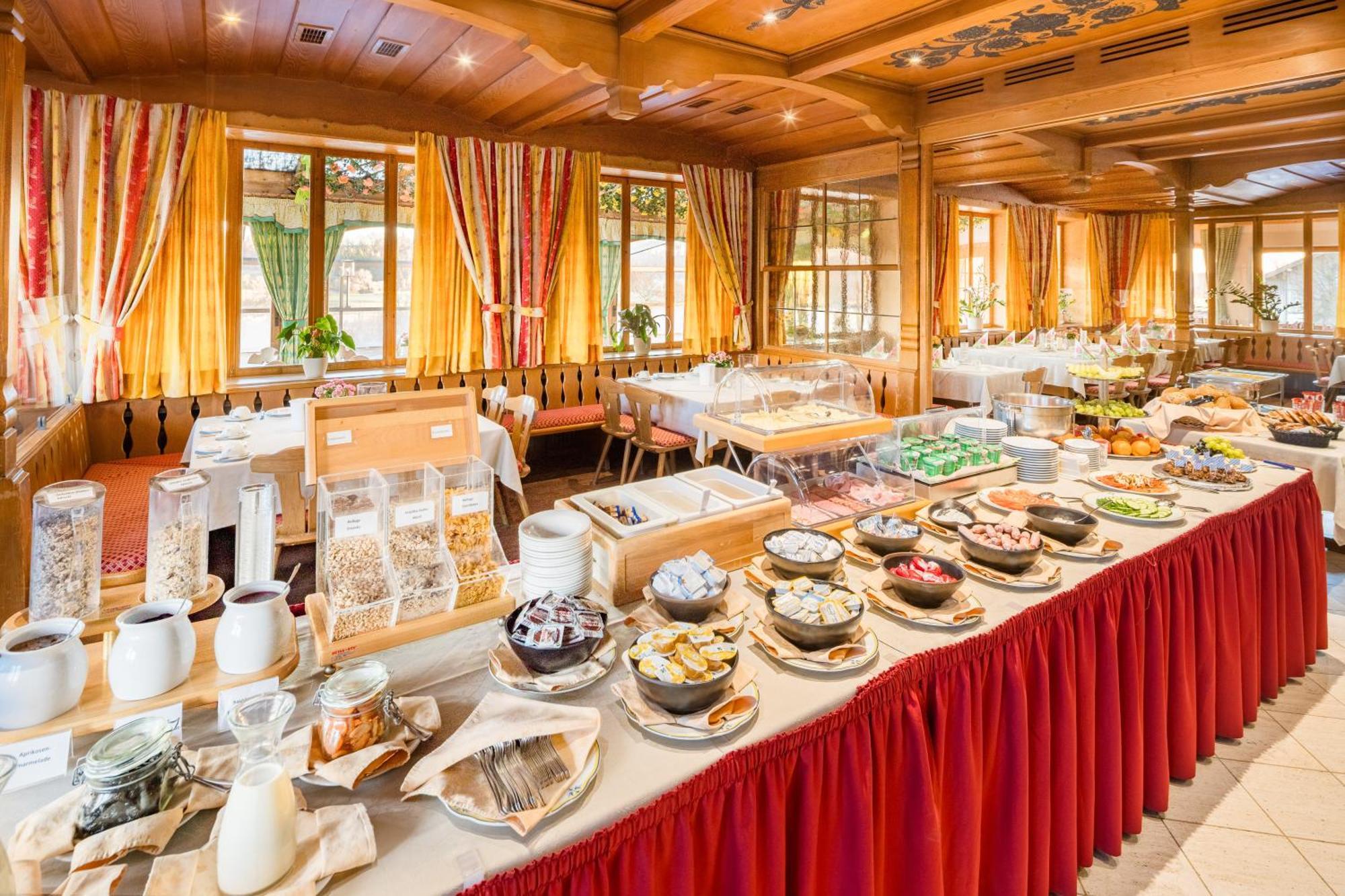 Hotel-Gasthof Huber Ebersberg Εξωτερικό φωτογραφία
